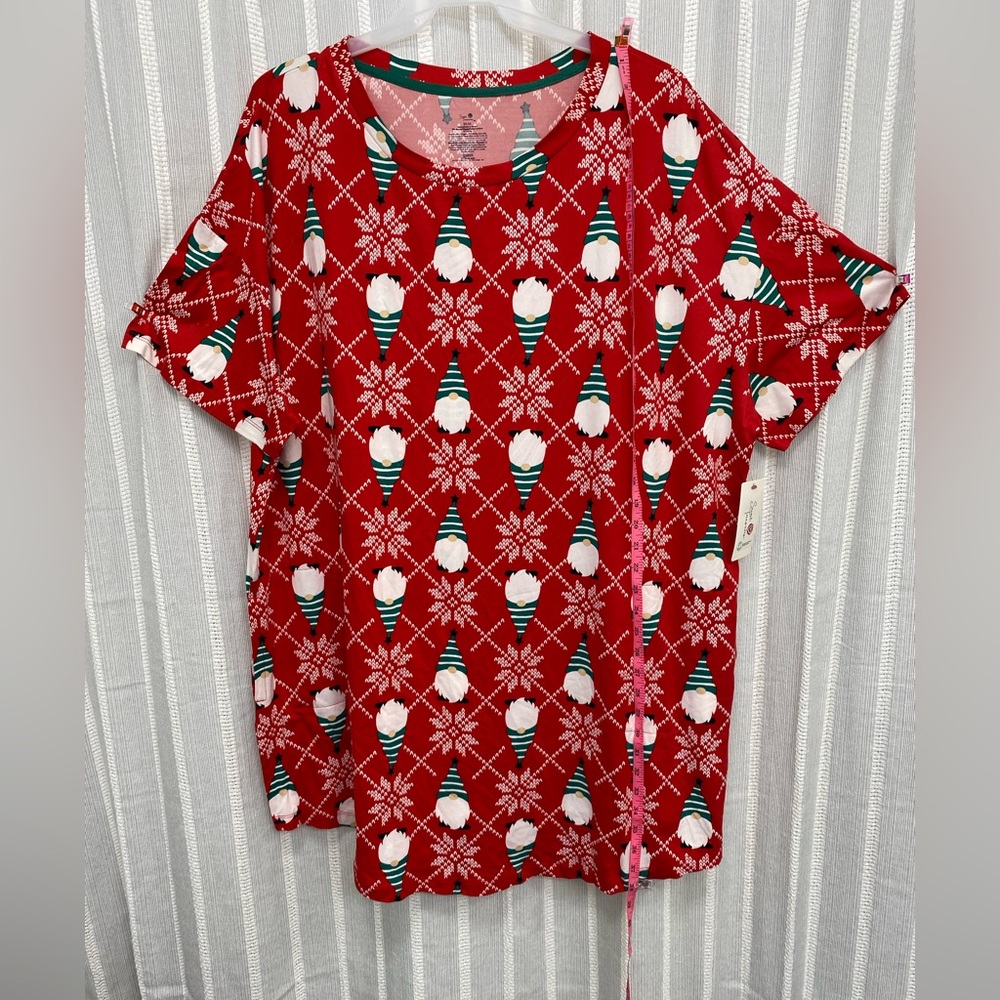 5 Pack Gnome Holiday Christmas Sleep Shirt Gown with pockets- Size 2X / 3X NWT - Picture 9 of 10